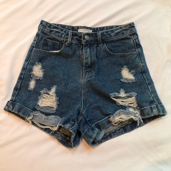 High waisted denim shorts -bought in Hong Kong - Picture 1 of 7